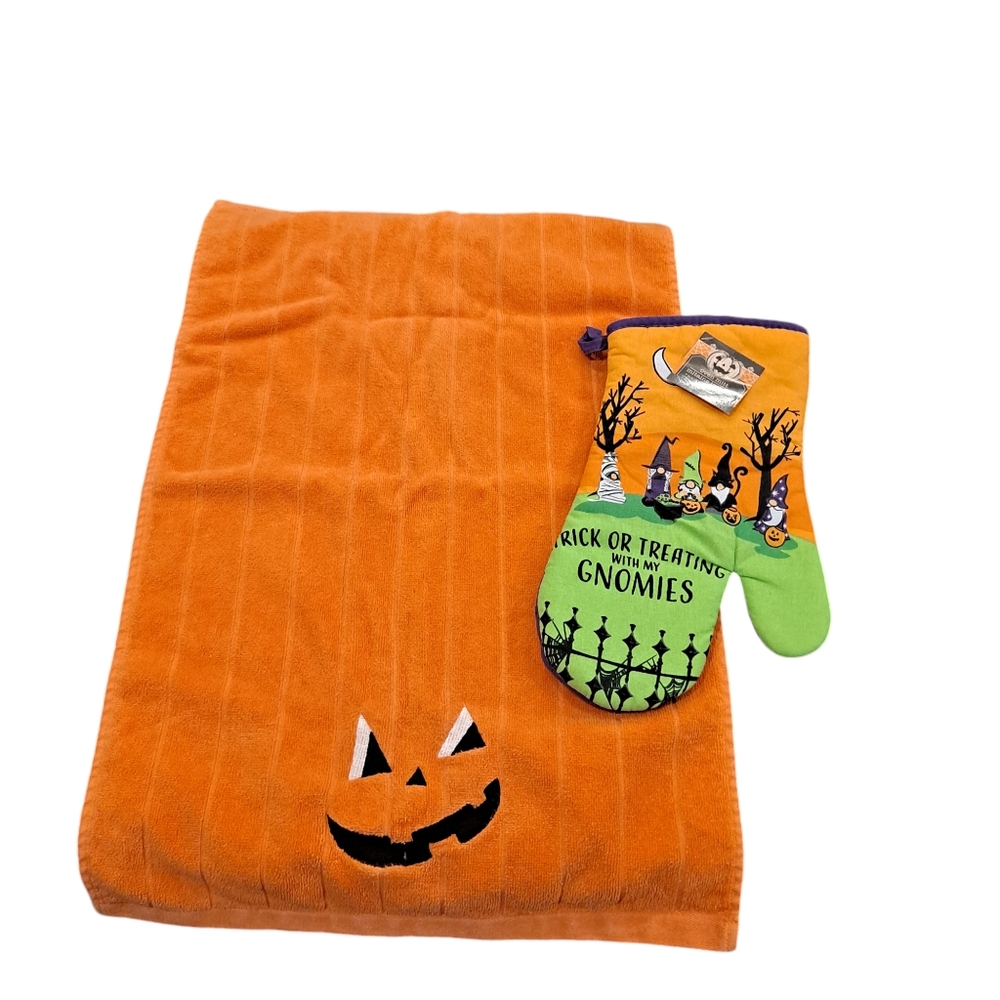 Halloween kitchen set
